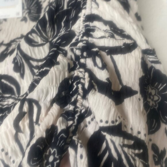 NWT Zara Black & White Floral Midi Skirt Womens‎ Size M Ruched Lightweight - Picture 6 of 12
